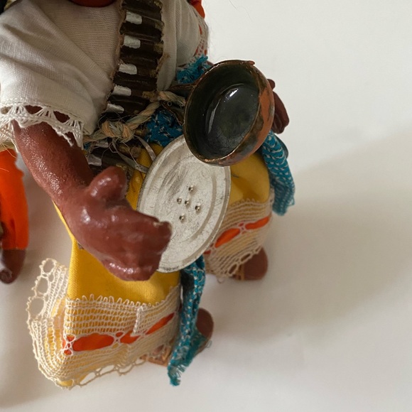 Pair Man Woman Mexican Folk Art Dolls Oil Cloth in Peasant Costumes - Picture 7 of 12